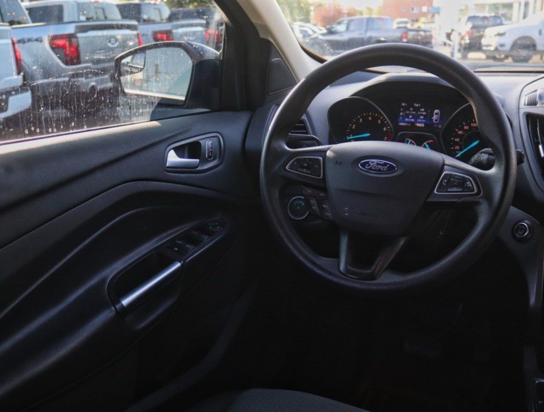 2019 Ford Escape SE | 1.5L | Htd Seats | Alloys | Rear Cam