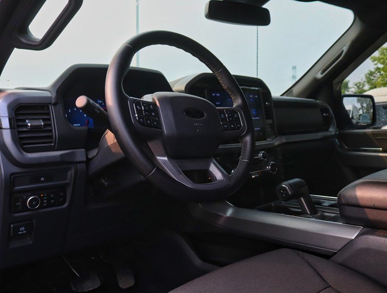 2025 Ford F-150 XLT | 4X4 | 5.0L | 302A | Lift Kit | Borla | 20S