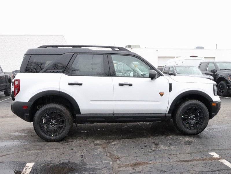 2026 Ford Bronco Sport Badlands | 4X4 | 2.0L | Tech | Roof | Crgo Mgmt