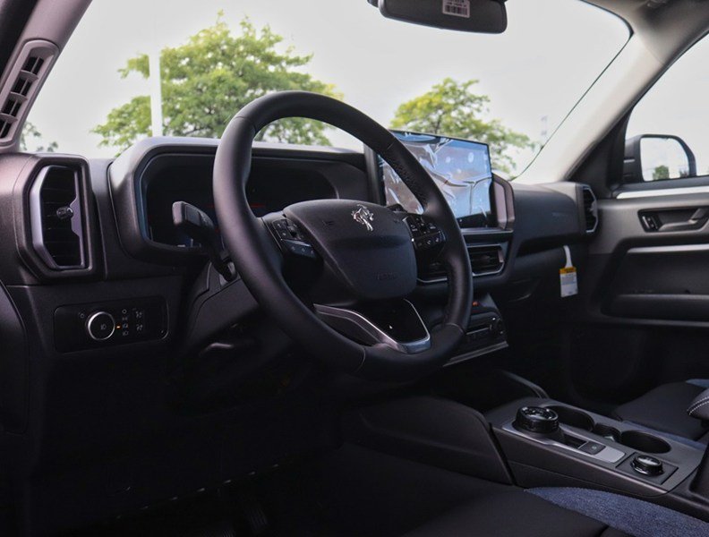 2026 Ford Bronco Sport Outer Banks | 4X4 | 1.5L | Roof | Tech Pkg