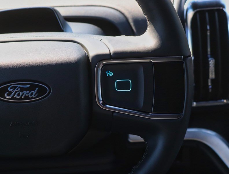 2026 Ford Expedition Max Platinum Max | 4X4 | Stealth Pkg | Conn Pkg