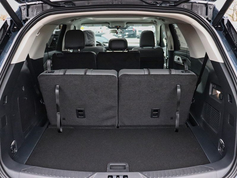 2026 Ford Explorer Active | 4WD | Roof | Comf Pkg | Prem 20S