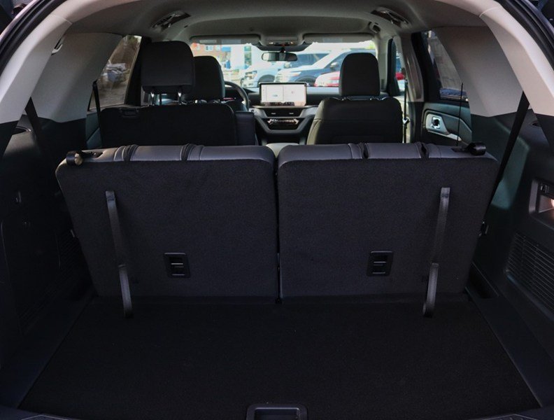 2026 Ford Explorer Active W/200A Pkg 4WD