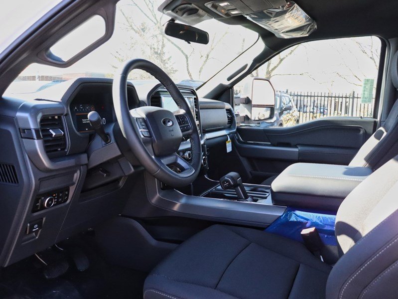 2026 Ford F-150 XLT | 4X4 | 3.5L | 301A | 157 | Blk Pk | Tow/Haul