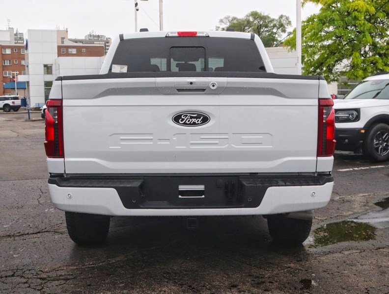 2026 Ford F-150 XLT | 4X4 | Hybrid | 302A | Blk Pk | Bed Utl | T/H