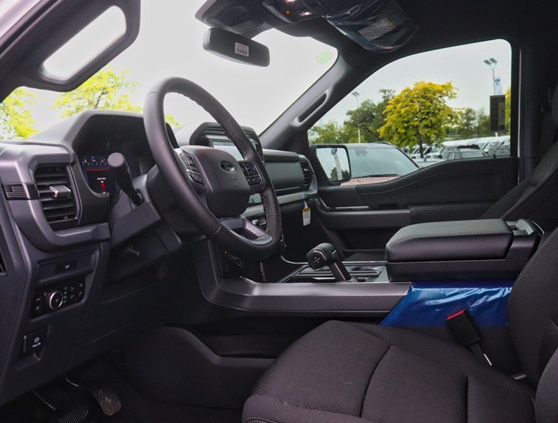 2026 Ford F-150 XLT | 4X4 | Hybrid | 302A | Blk Pk | Bed Utl | T/H