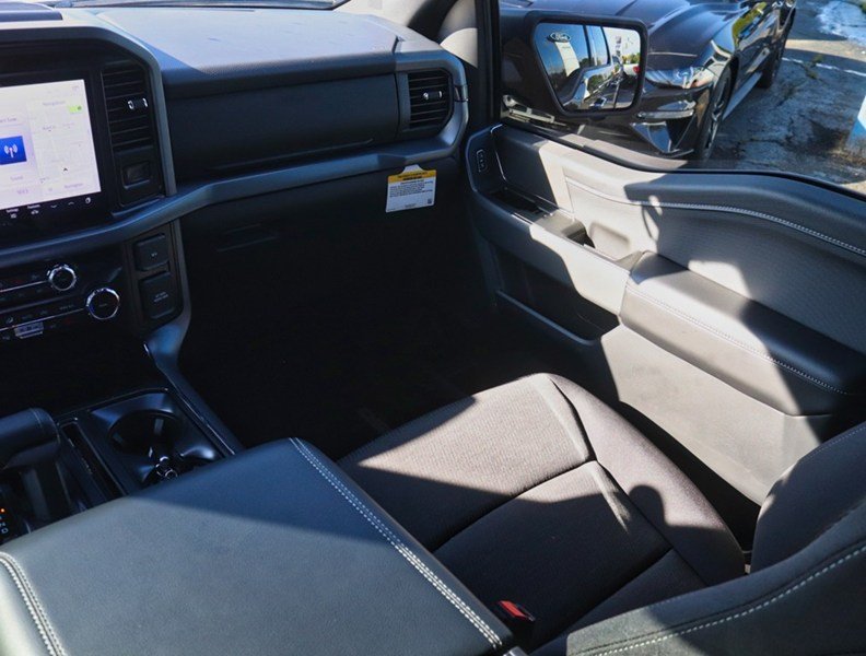 2026 Ford F-150 XLT | 4X4 | 5.0L | 302A | Blk Pk Pls | Bed Utl
