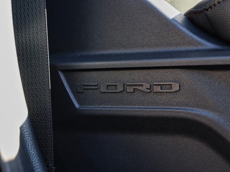 2026 Ford F-250 Lariat | 4X4 | 6.7L | Blk Pkg | Roof | Propwr 2Kw