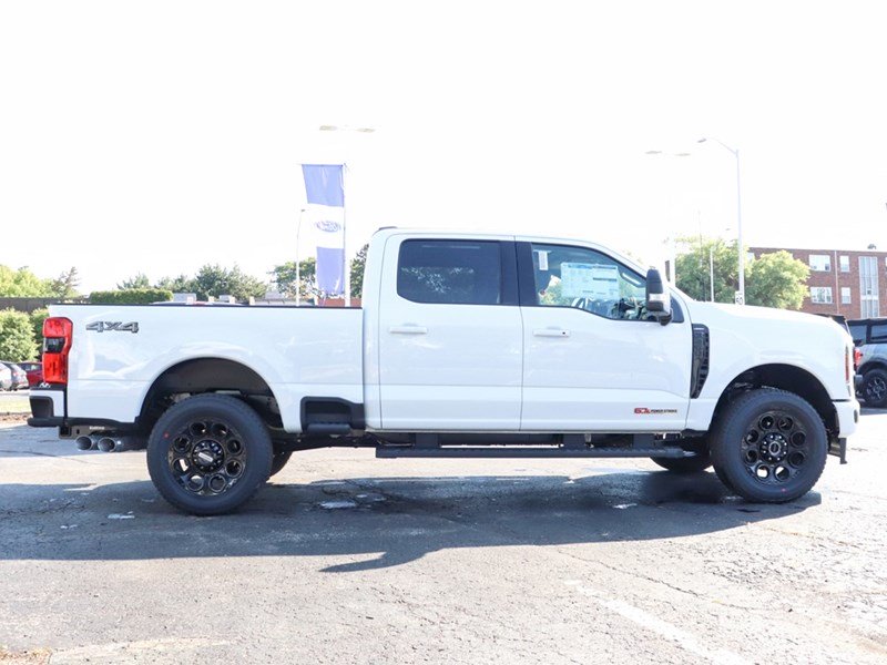 2026 Ford F-250 Lariat | 4X4 | 6.7L | Blk Pkg | Roof | Propwr 2Kw