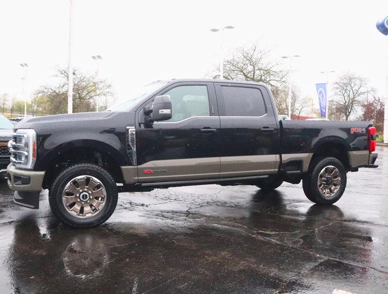 2026 Ford Super Duty F-250 Srw King Ranch | 4X4 | 6.7L | Roof | Fx4 | Max Recline