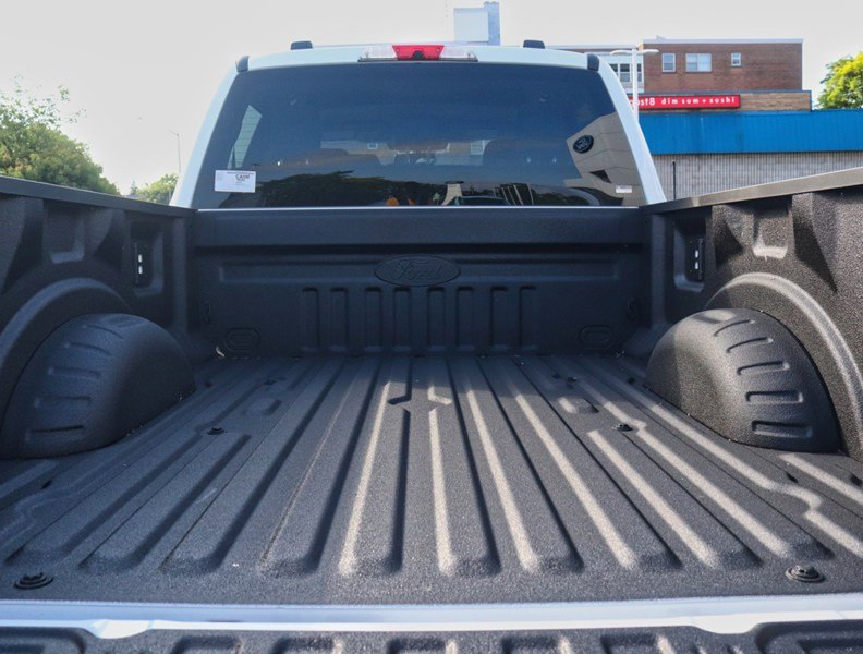 2026 Ford Super Duty F-250 Srw XLT | 4X4 | 6.8L | Prem Pkg | Blk Pkg | Console