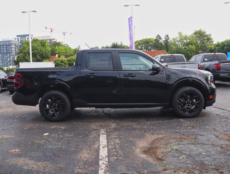 2026 Ford Maverick XLT | AWD | Hybrid | Blk Pkg | Roof