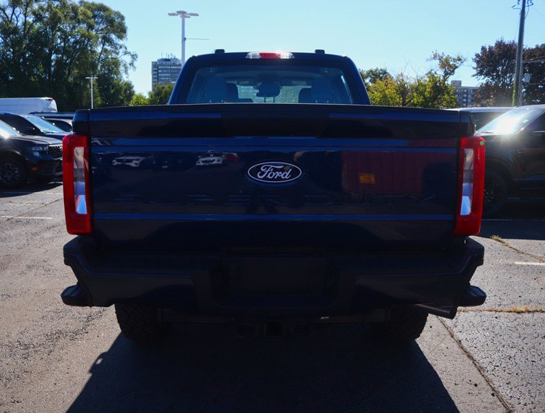 2027 Ford Super Duty F-250 Srw XL | 4X4 | 7.3L | Stx Pkg | Tremor | Dr Assist Pkg