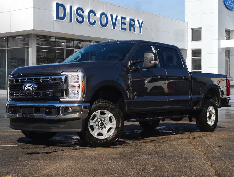 2027 Ford Super Duty F-250 Srw XLT | 4X4 | 7.3L | Rn Brds | Spray In | Sn Plw Prp