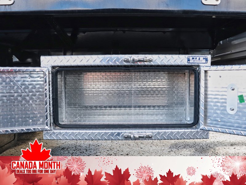 2024 FORD SUPER DUTY F-550 DRW XL 4WD Crew Cab 179