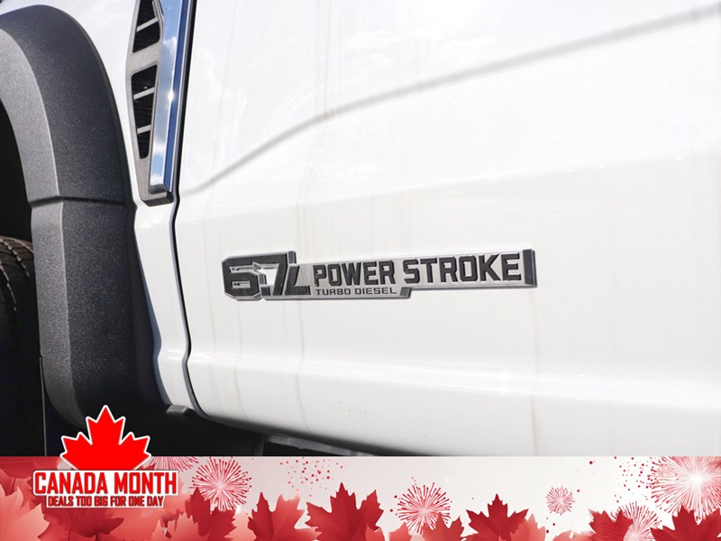 2024 FORD SUPER DUTY F-550 DRW XL 4WD Crew Cab 179