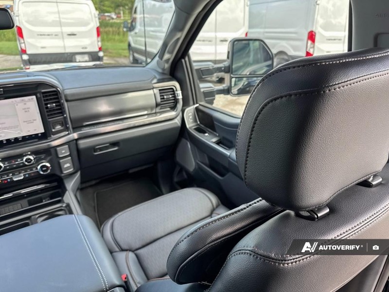2026 Ford Super Duty F-350 Srw Lariat 4WD Crew Cab 6.75' Box