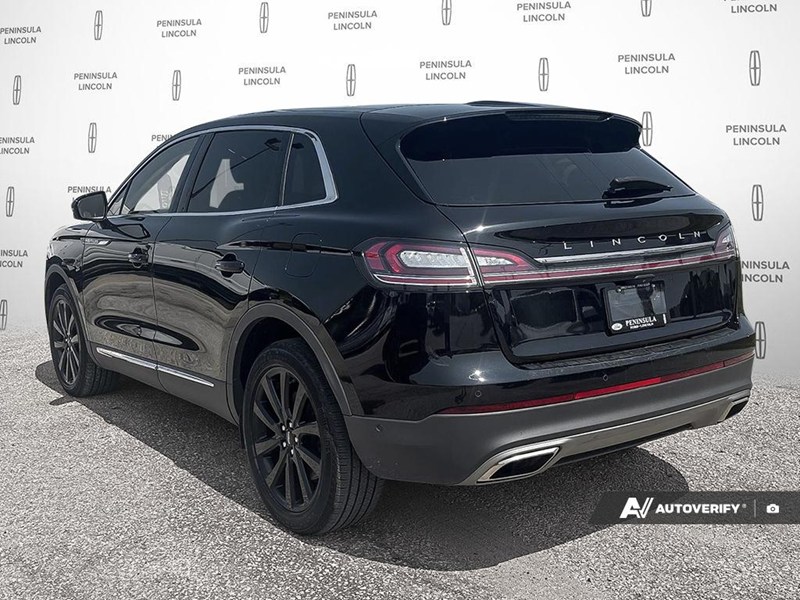2022 Lincoln Nautilus Reserve AWD