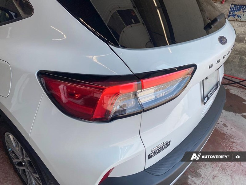 2022 Ford Escape Sel AWD