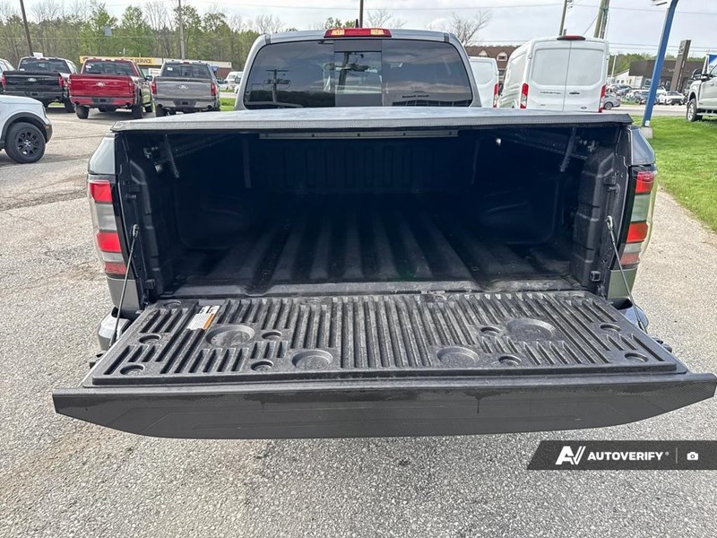 2025 Nissan Frontier Crew Cab 4X4 Long Bed SV