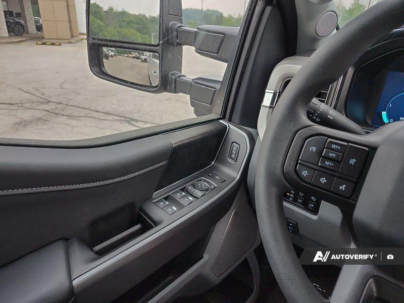 2026 Ford Super Duty F-250 Srw XLT 4WD Crew Cab 6.75' Box