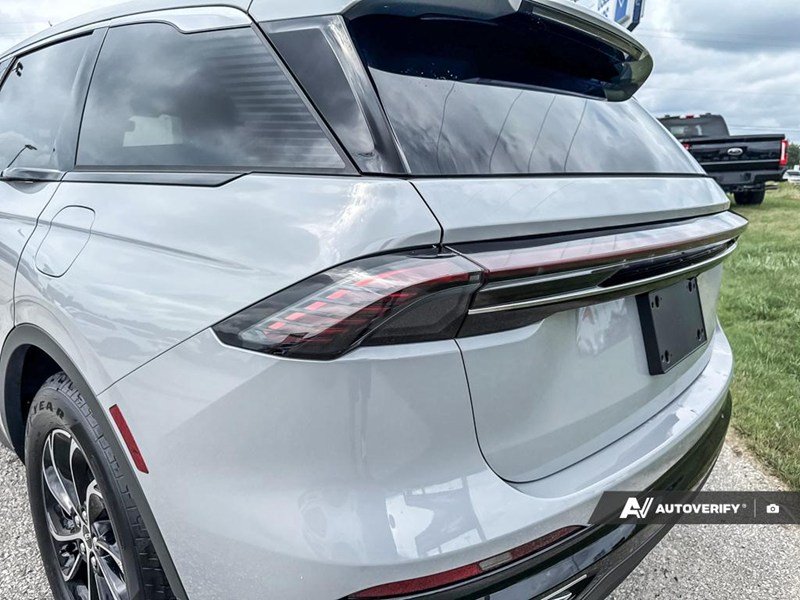 2026 Lincoln Nautilus Premiere AWD