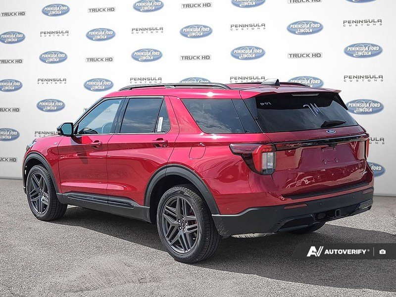 2026 Ford Explorer St-Line 4WD