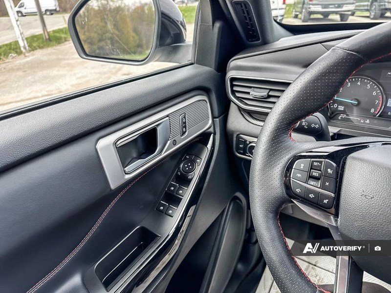 2023 Ford Explorer St-Line 4WD
