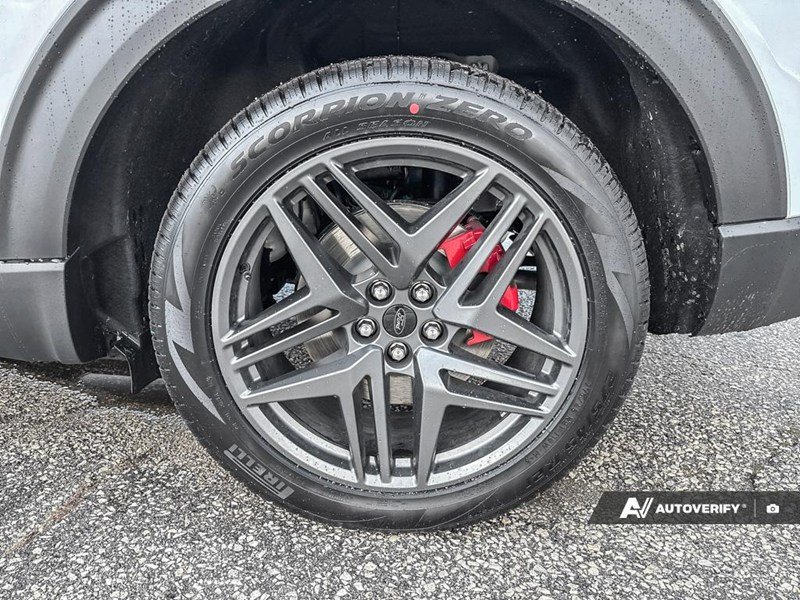 2026 Ford Explorer ST 4WD