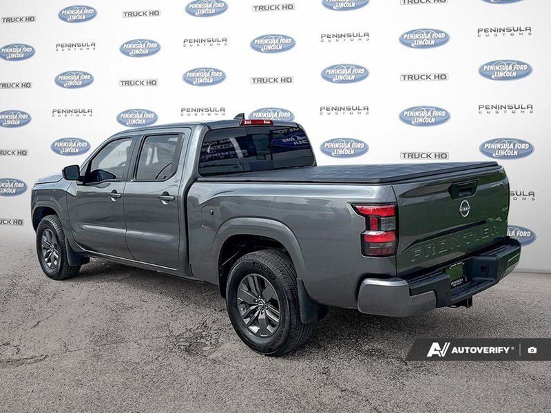 2025 Nissan Frontier Crew Cab 4X4 Long Bed SV