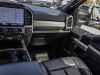 2022 Ford F-250 Lariat 4WD Crew Cab 6.75' Box