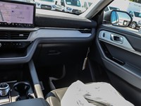 2026 Ford Explorer Active W/200A Pkg 4WD