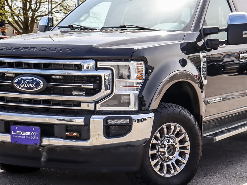 2022 Ford F-250 Lariat 4WD Crew Cab 6.75' Box
