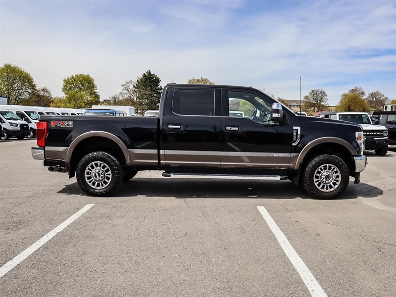 2022 Ford F-250 Lariat 4WD Crew Cab 6.75' Box