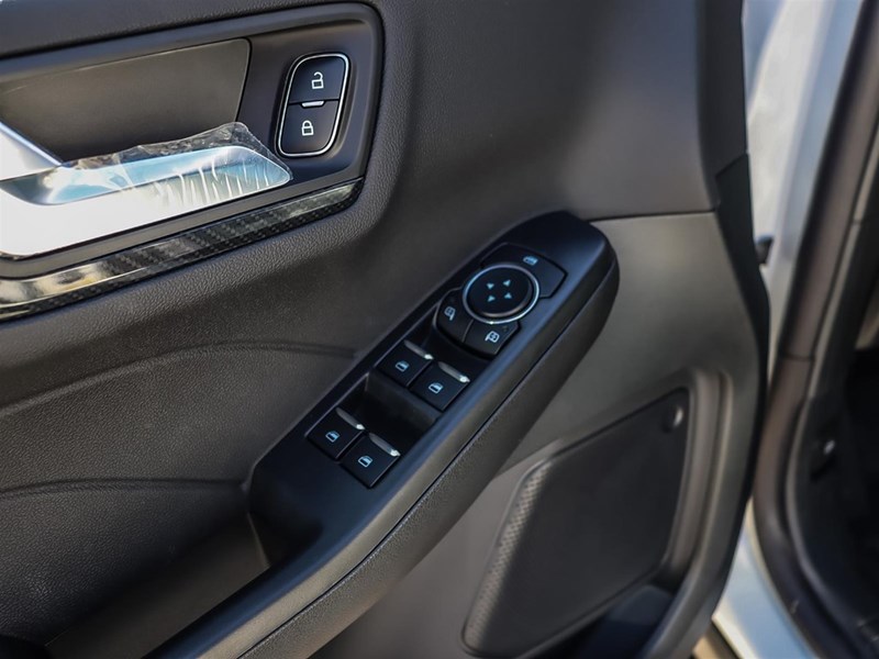2025 Ford Escape St-Line AWD