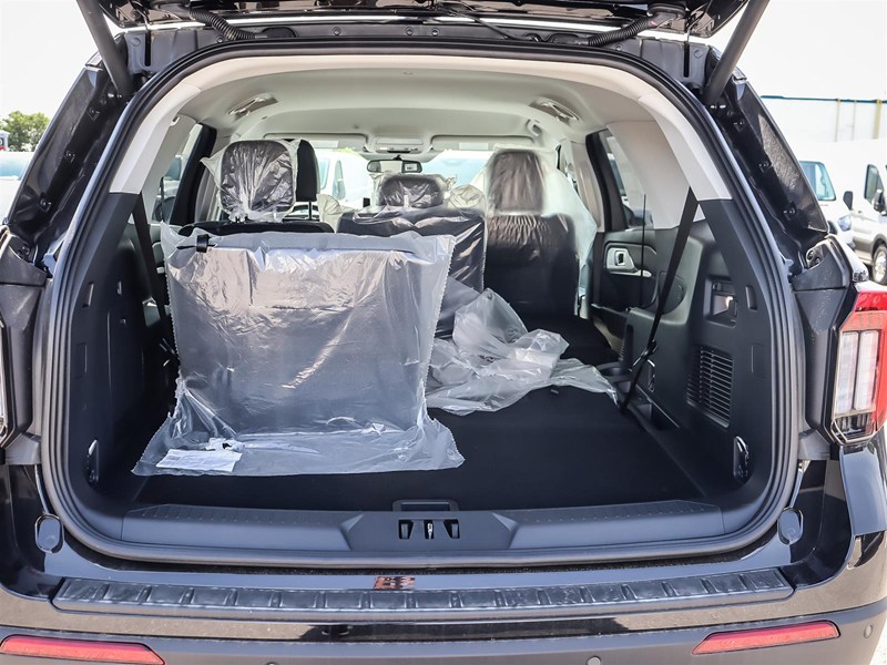 2026 Ford Explorer Active W/200A Pkg 4WD