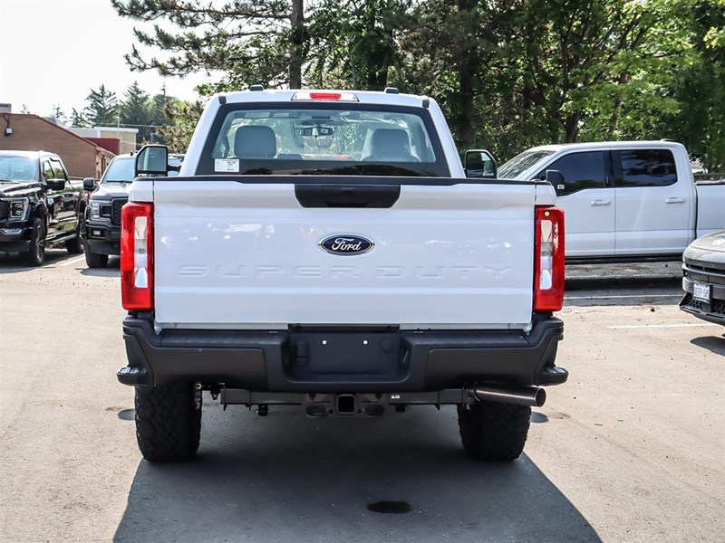 2026 Ford Super Duty F-250 Srw XL 4WD Reg Cab 8' Box