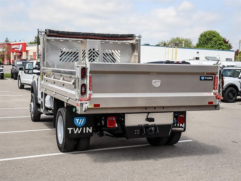 2026 Ford Super Duty F-550 Drw XL 4WD Reg Cab 145