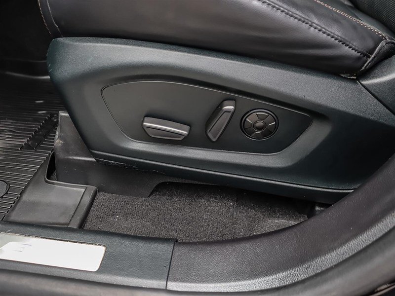 2021 Ford Explorer Platinum 4WD