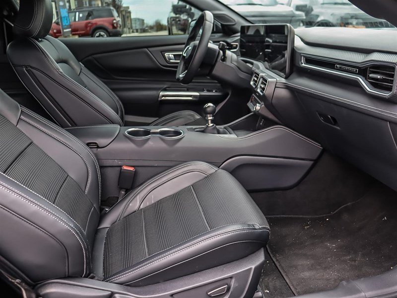 2025 Ford Mustang GT Premium Fastback
