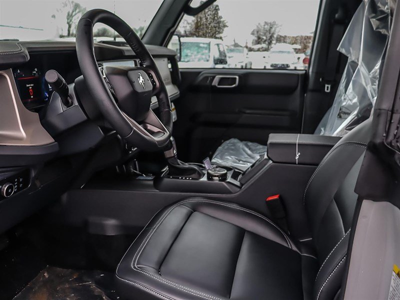 2026 Ford Bronco Outer Banks 4 Door 4X4