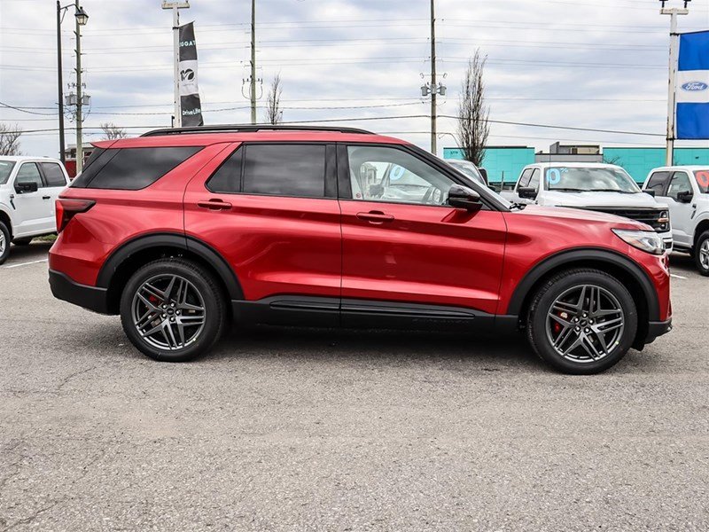 2026 Ford Explorer ST 4WD