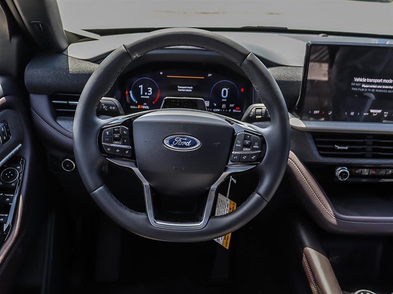 2026 Ford Explorer Platinum 4WD