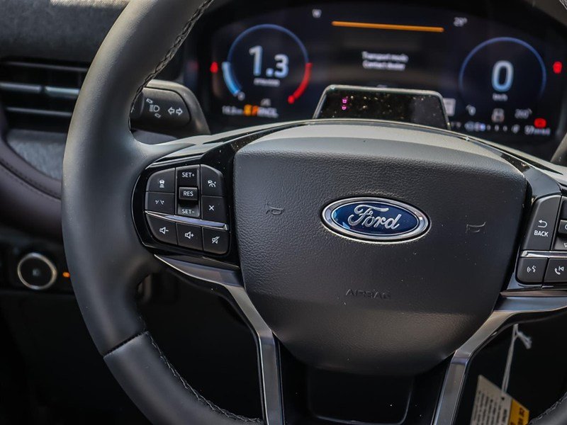 2026 Ford Explorer Platinum 4WD
