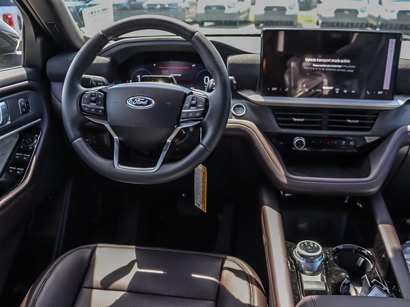 2026 Ford Explorer Platinum 4WD