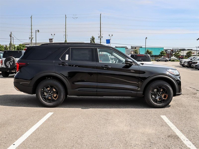 2026 Ford Explorer Tremor 4WD