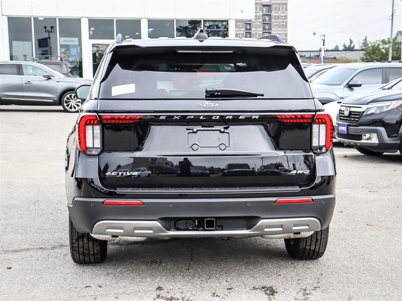 2026 Ford Explorer Active W/200A Pkg 4WD