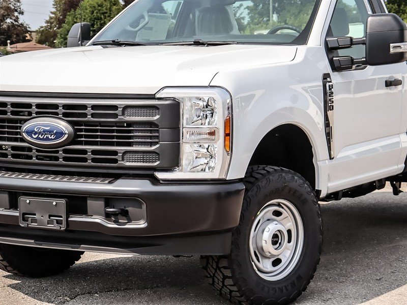 2026 Ford Super Duty F-250 Srw XL 4WD Reg Cab 8' Box