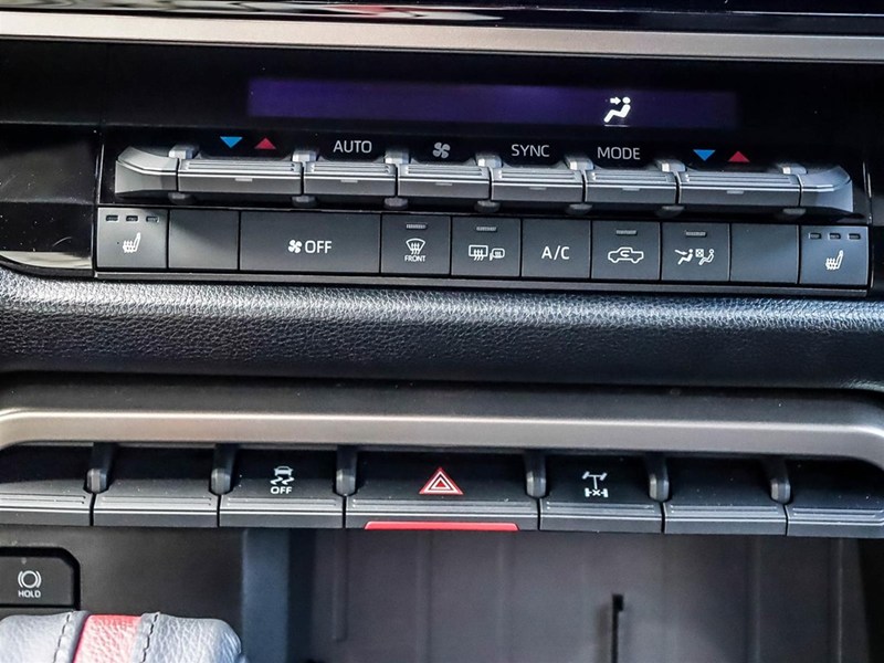 2026 Toyota Tundra 4X4 Crewmax SR