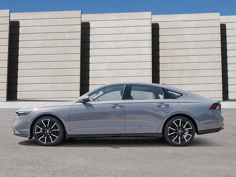 2026 Honda Accord Hybrid Touring Ecvt